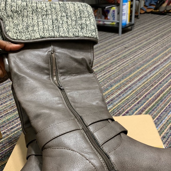 New wide calf boots - Picture 7 of 7